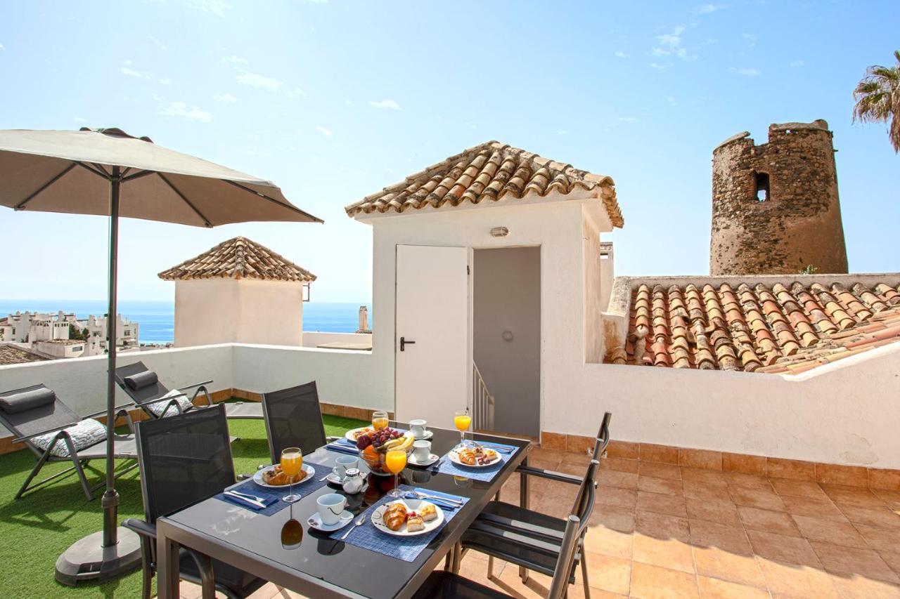 Ático frente al mar - Vistas, piscina, terrazas, parking! Benalmádena Exterior foto